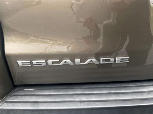 Used 2015 Cadillac Escalade ESV Luxury AWD/4WD image 33