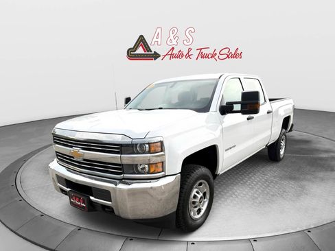 Used 2018 Chevrolet Silverado 2500 W/T w/ WT Fleet Convenience Package AWD/4WD image 3