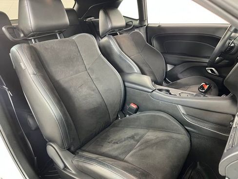 Used 2023 Dodge Challenger GT w/ Plus Package image 41