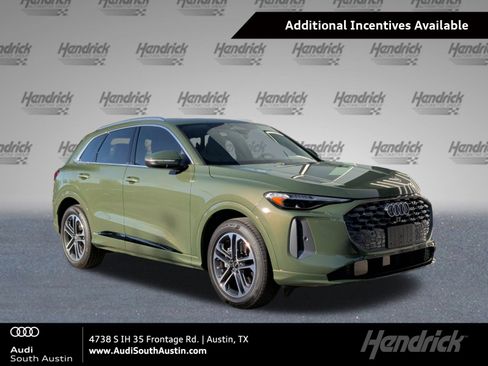 New 2025 Audi Q5 Prestige image 1