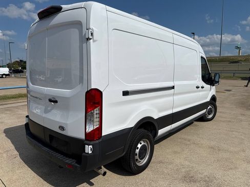 Used 2023 Ford Transit 250 Medium Roof RWD image 9