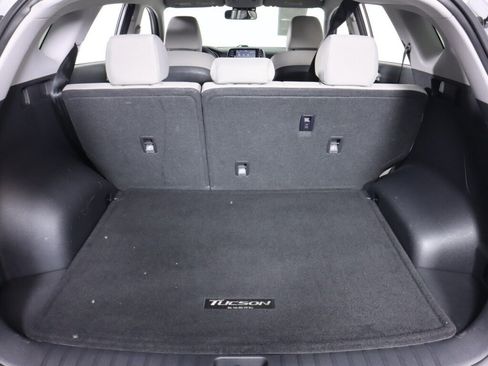 Used 2019 Hyundai Tucson SE w/ Cargo Package AWD/4WD image 32
