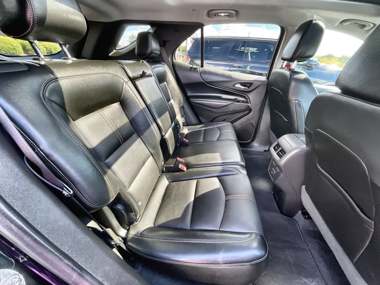Used 2024 Chevrolet Equinox Premier FWD image 27