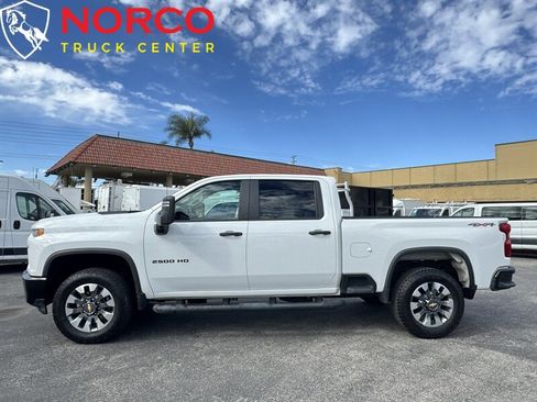 Used 2022 Chevrolet Silverado 2500 Custom w/ Custom Convenience Package image 5