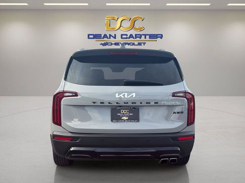 Used 2022 Kia Telluride EX w/ EX Premium Package AWD/4WD image 4