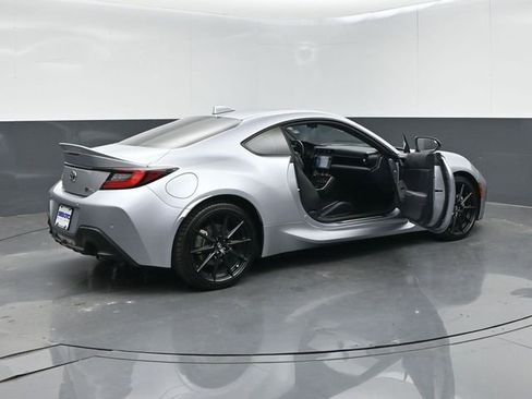 Used 2022 Toyota GR86 Premium RWD image 63
