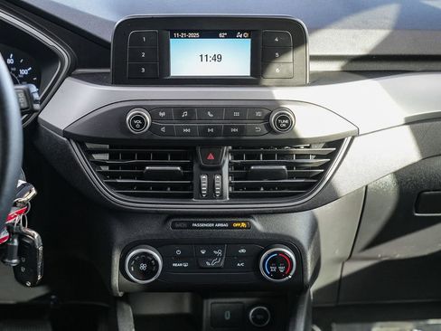 Used 2020 Ford Escape S image 15