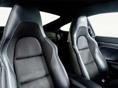 Used 2019 Porsche 911 Carrera 4S image 28