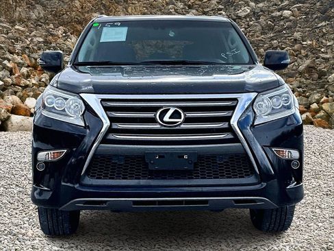 Used 2016 Lexus GX 460 w/ Premium Package image 3