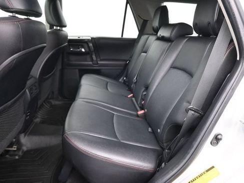Used 2018 Toyota 4Runner TRD Off-Road Premium AWD/4WD image 23