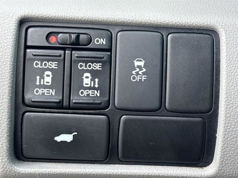 Used 2012 Honda Odyssey EX-L image 16