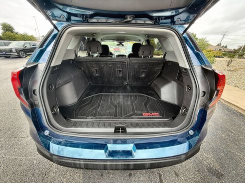Used 2020 GMC Terrain SLE w/ Driver Convenience Package FWD image 18