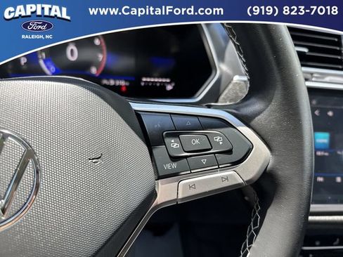 Used 2024 Volkswagen Tiguan SE FWD image 24