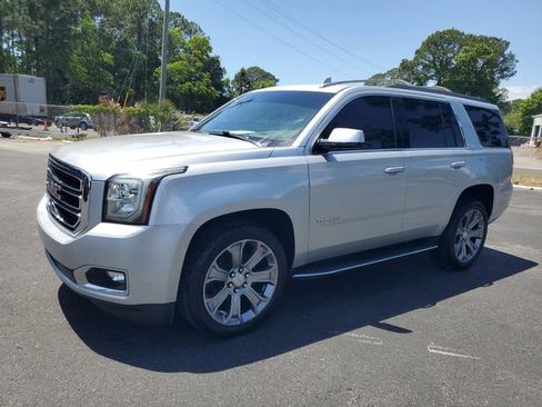 Used 2019 GMC Yukon SLT w/ Open Road Package image 3