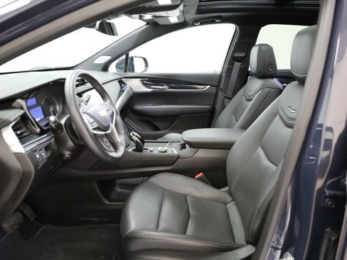Used 2024 Cadillac XT5 Premium Luxury AWD/4WD image 9