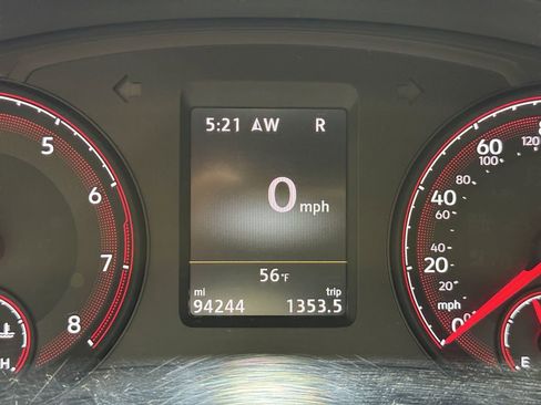 Used 2021 Volkswagen Passat 2.0T R-Line FWD image 11