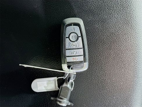 Used 2020 Ford F250 Lariat w/ Tremor Off-Road Package image 35