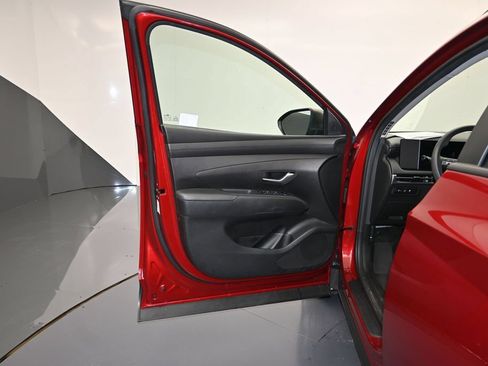 Used 2025 Hyundai Tucson SEL FWD image 10