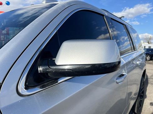 Used 2017 GMC Yukon SLE w/ Convenience Package image 7