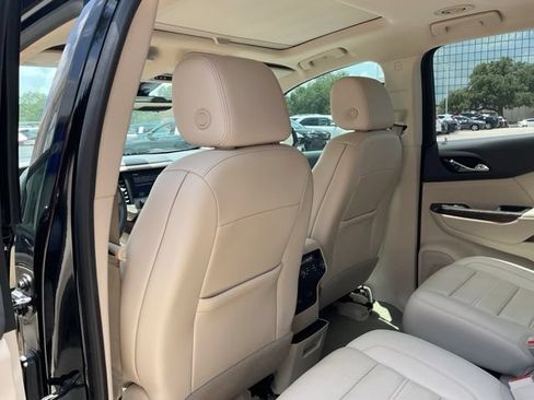 Used 2021 GMC Acadia Denali w/ Denali Technology Package FWD image 25