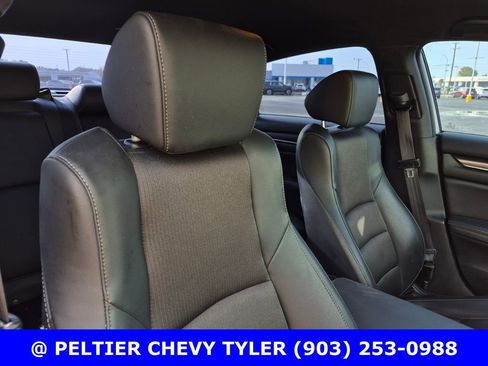 Used 2021 Honda Accord Sport image 12