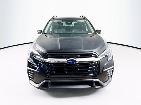 Used 2023 Subaru Ascent Limited image 3