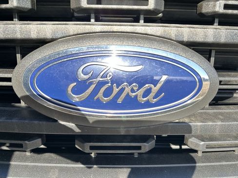 Used 2021 Ford F150 XL w/ Trailer Tow Package image 26