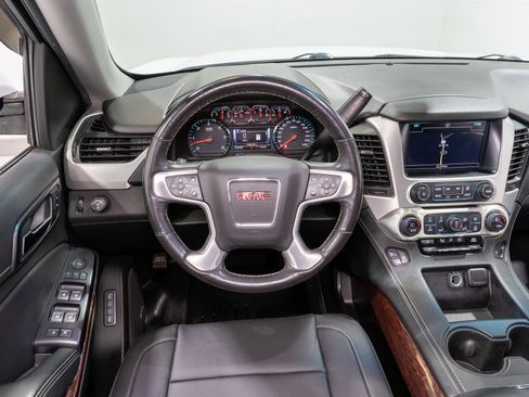 Used 2018 GMC Yukon SLT w/ Open Road Package image 11