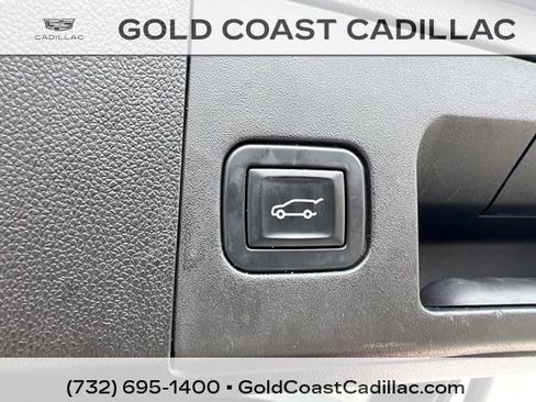 Used 2019 Cadillac XT4 Premium Luxury w/ Cold Weather Package FWD image 10