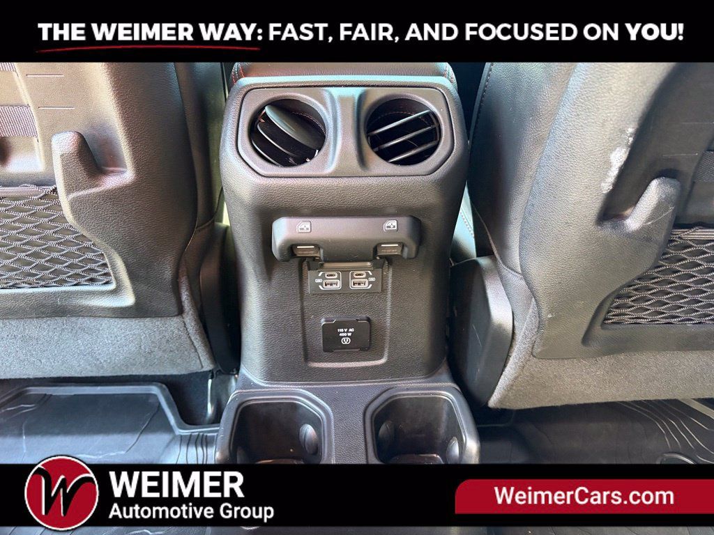 Used 2022 Jeep Gladiator Rubicon w/ LED Lighting Group AWD/4WD image 21