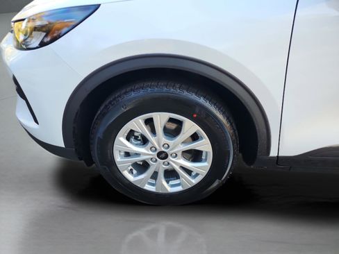 New 2026 Ford Escape Active image 29