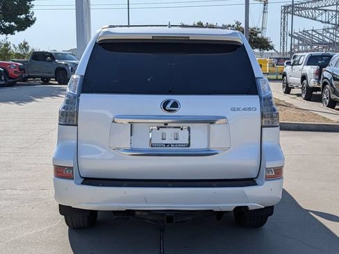 Used 2023 Lexus GX 460 Premium w/ Premium Package AWD/4WD image 7