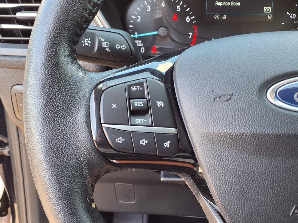 Used 2021 Ford Escape SEL FWD image 34