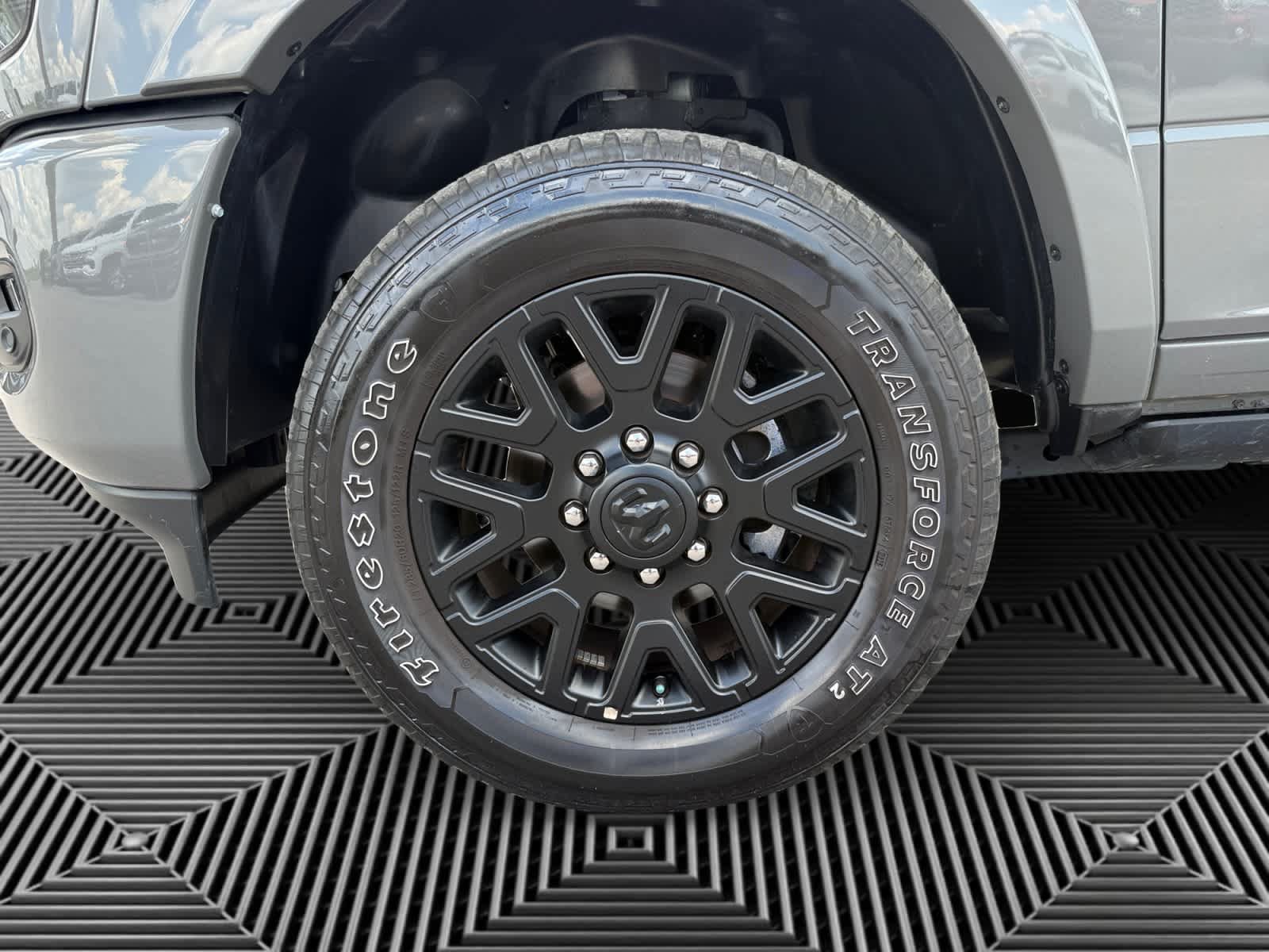 Used 2026 RAM 2500 Limited AWD/4WD image 9