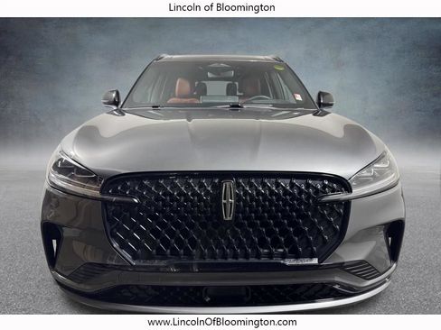 Used 2025 Lincoln Aviator Reserve w/ Jet Appearance Package AWD/4WD image 11