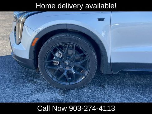 Used 2019 Cadillac XT4 Sport w/ Cold Weather Package image 28