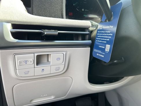 New 2026 Hyundai Tucson Limited image 18