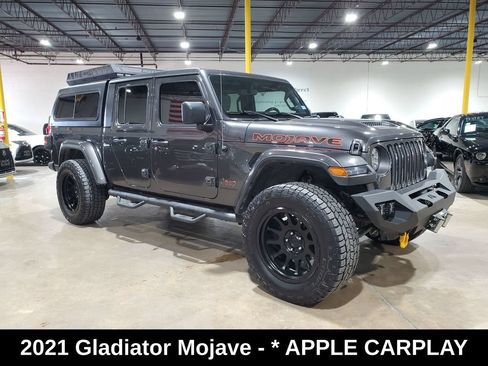 Used 2021 Jeep Gladiator Mojave AWD/4WD image 3