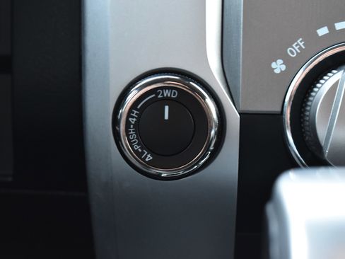 Used 2019 Toyota Tundra SR5 image 19