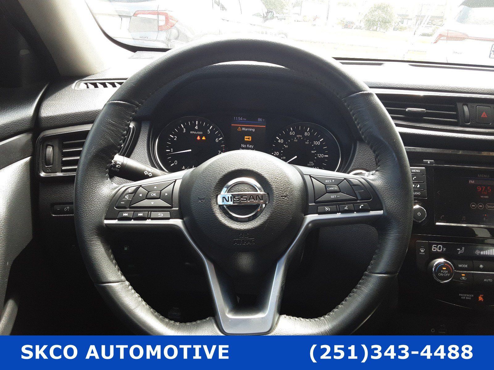 Used 2018 Nissan Rogue SV FWD image 18