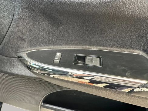 Used 2018 Toyota Avalon XLE Plus FWD image 23