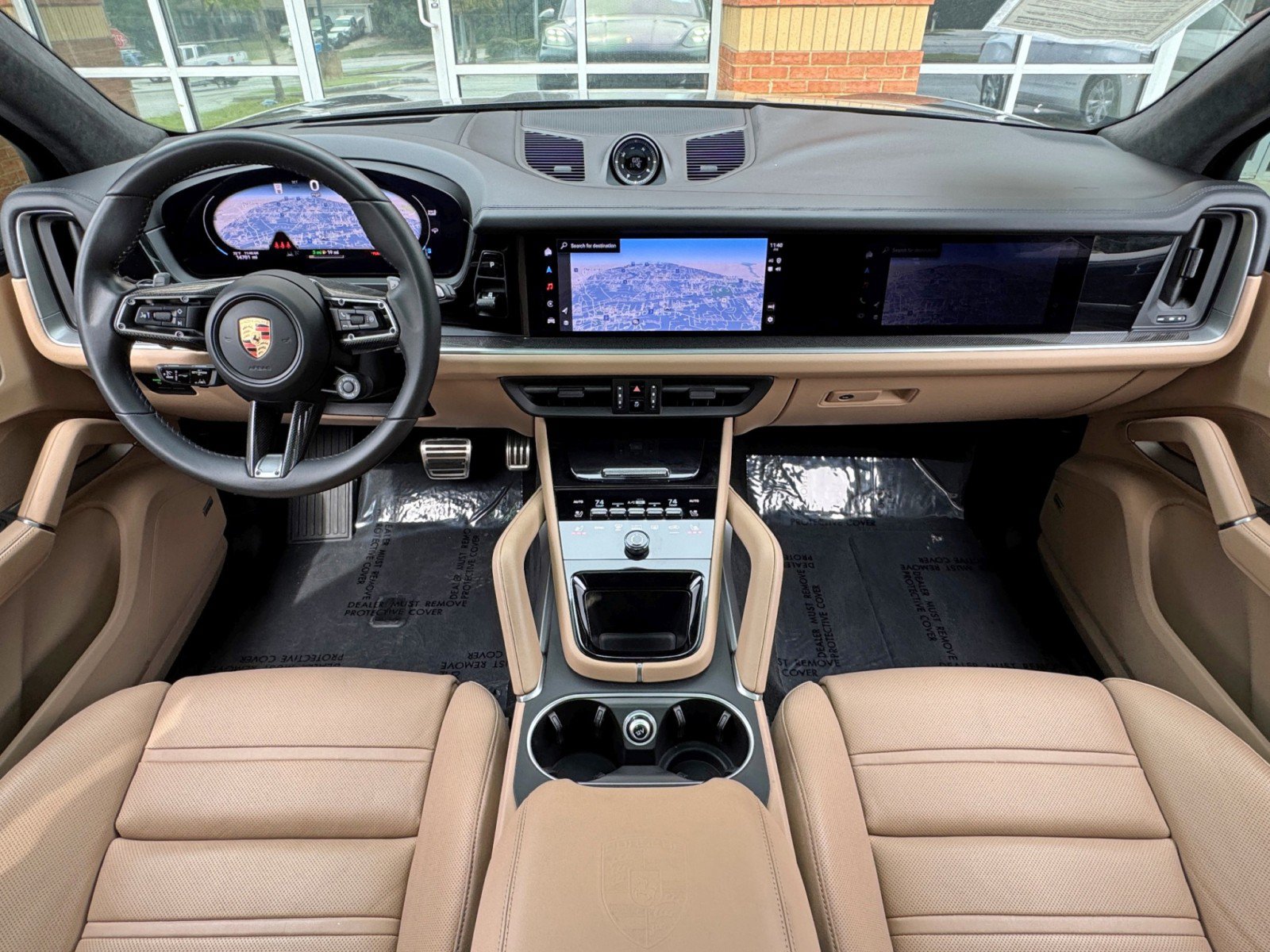 Used 2024 Porsche Cayenne Turbo AWD/4WD image 13