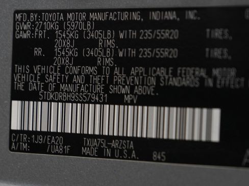 Used 2025 Toyota Highlander XSE AWD/4WD image 34