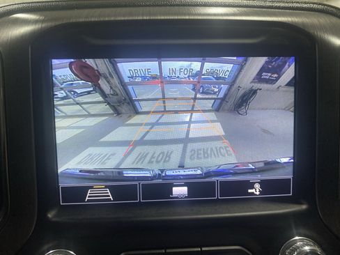Used 2020 GMC Sierra 1500 Denali AWD/4WD image 19