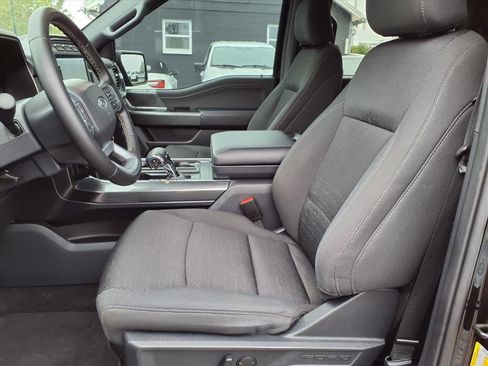 Used 2023 Ford F150 XLT w/ Equipment Group 302A High image 26