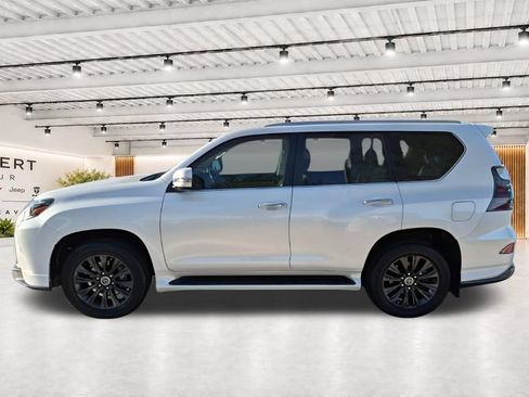 Used 2023 Lexus GX 460 Luxury w/ Sport Design Package AWD/4WD image 7