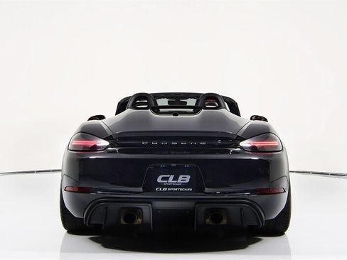 Used 2021 Porsche 718 Boxster Spyder RWD image 12