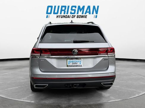 Used 2024 Volkswagen Atlas SE AWD/4WD image 5