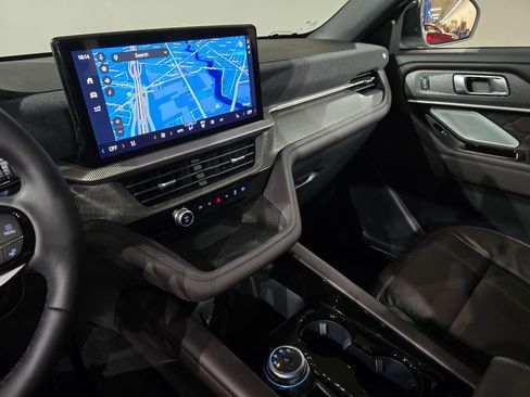 New 2026 Ford Explorer Platinum w/ LUX Leather Package image 27