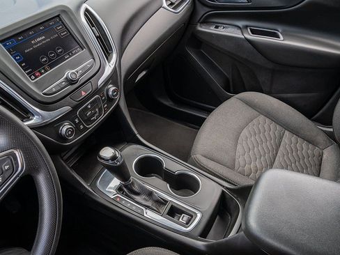 Used 2021 Chevrolet Equinox LT FWD image 26